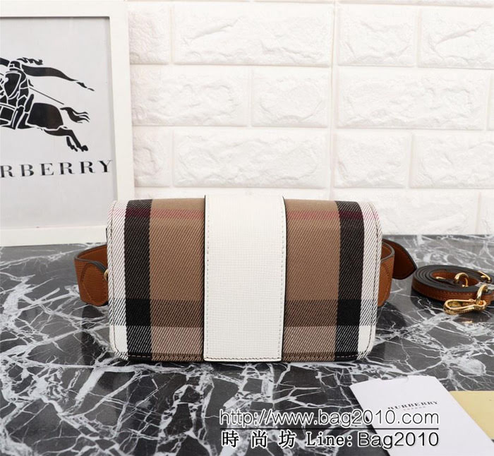BURBERRY巴寶莉 The Buckle 搭扣包 隨附兩條肩背帶 可用作斜背包 肩背包或手拿包 1188  Bhq1126
